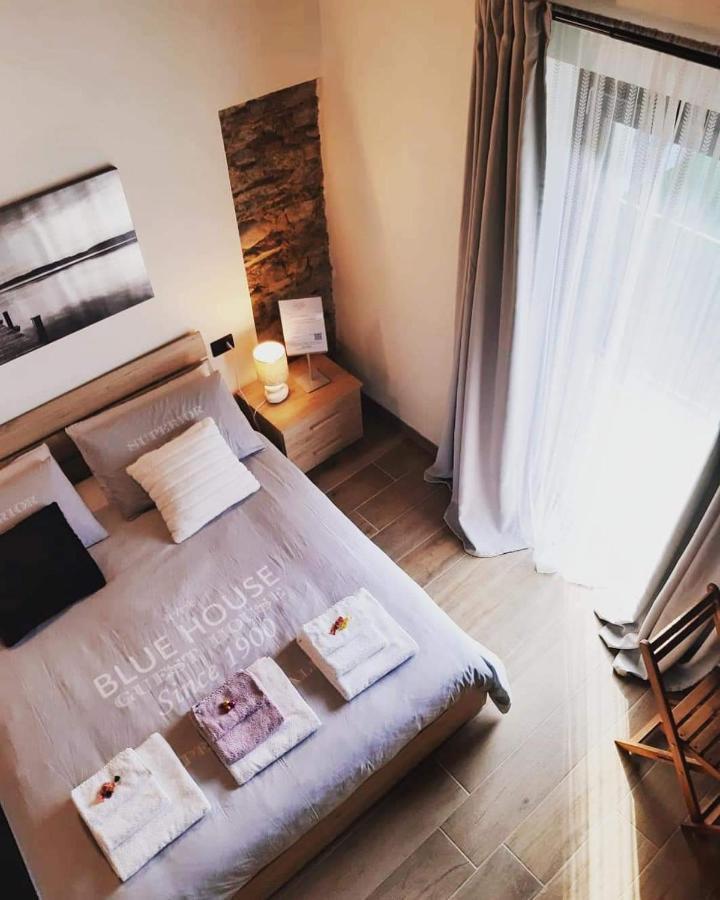 B&B Tenuta Legnate Sesto Calende Kültér fotó