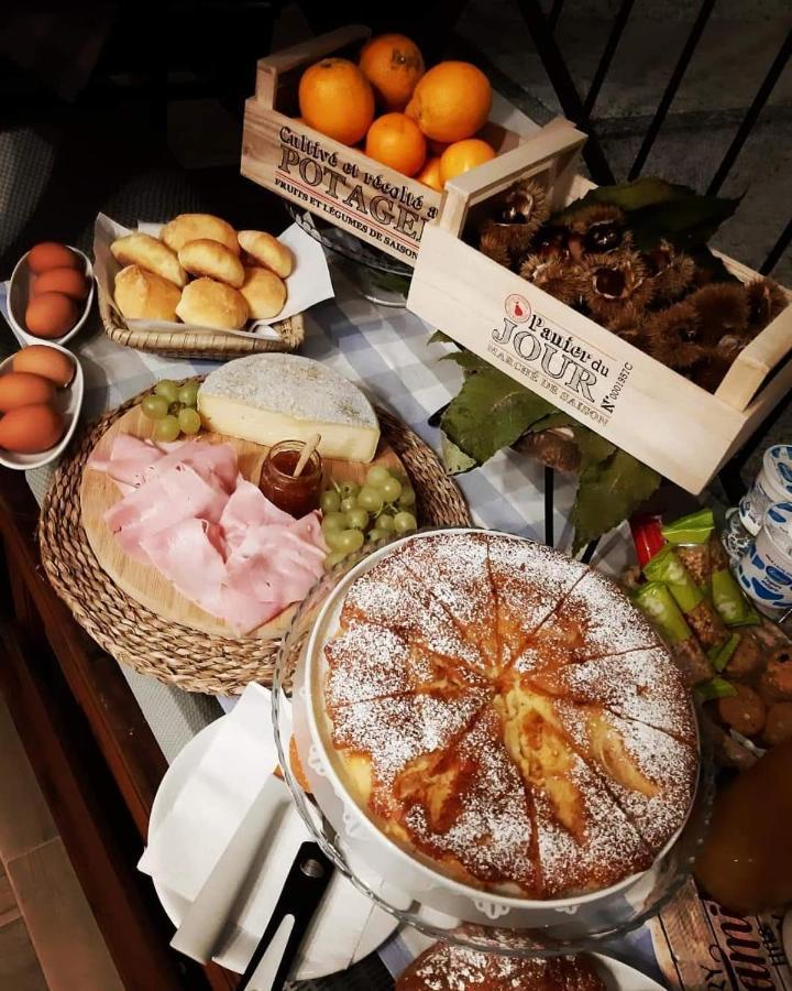 B&B Tenuta Legnate Sesto Calende Kültér fotó