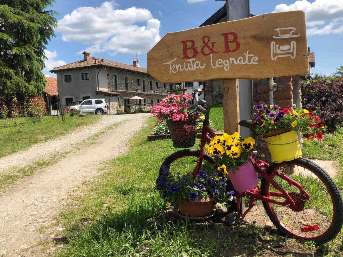 B&B Tenuta Legnate Sesto Calende Kültér fotó