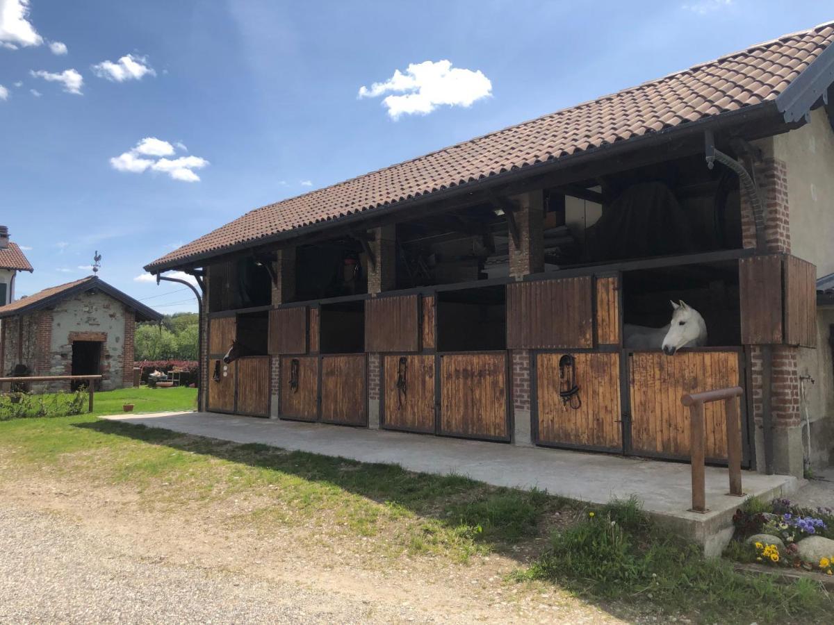 B&B Tenuta Legnate Sesto Calende Kültér fotó